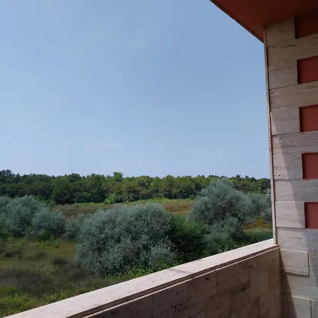 Different 3* Divjake