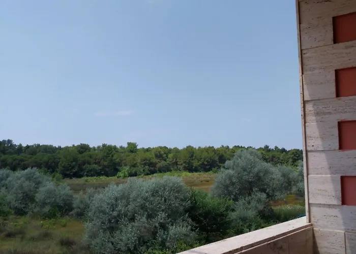 Different 3* Divjake